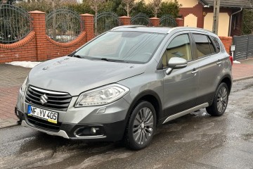 1.6 Benzyna 4x4, Delikatnie uszkodzony.